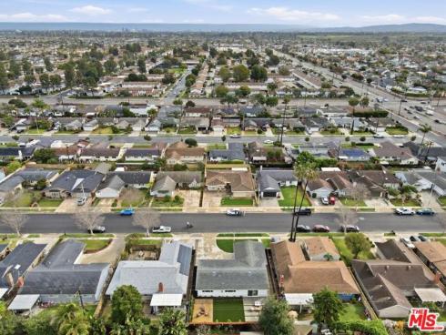 19891  Gloucester   Lane, Huntington Beach, CA