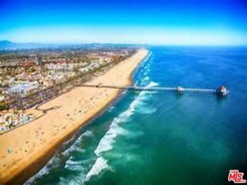 19891  Gloucester   Lane, Huntington Beach, CA