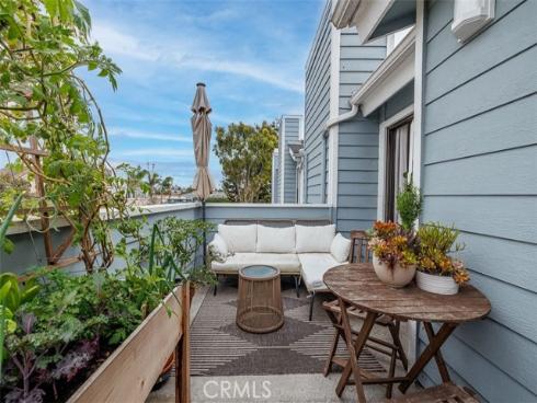 16960  Algonquin Street  2-304 , Huntington Beach, CA