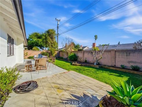 5032  Galway  , Huntington Beach, CA
