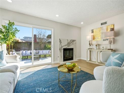 5032  Galway  , Huntington Beach, CA