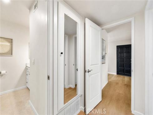 6600  Warner  10 , Huntington Beach, CA