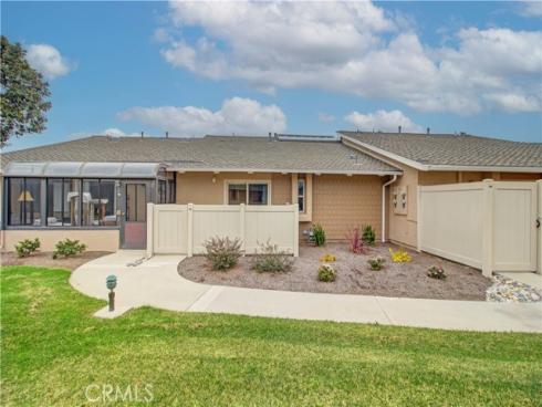 8855  Sutter Circle  515-B , Huntington Beach, CA