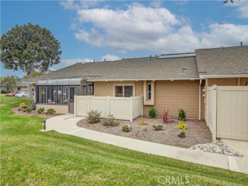 8855  Sutter Circle  515-B , Huntington Beach, CA