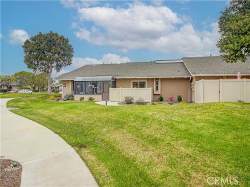 8855  Sutter Circle  515-B , Huntington Beach, CA