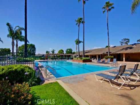 8855  Sutter Circle  515-B , Huntington Beach, CA