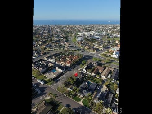 1203  Park  , Huntington Beach, CA