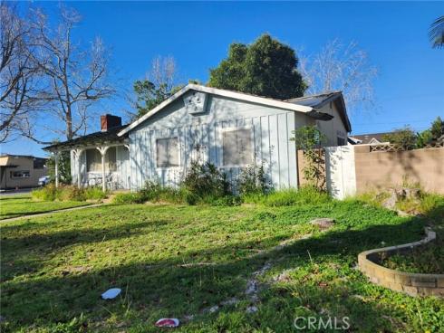 1203  Park  , Huntington Beach, CA