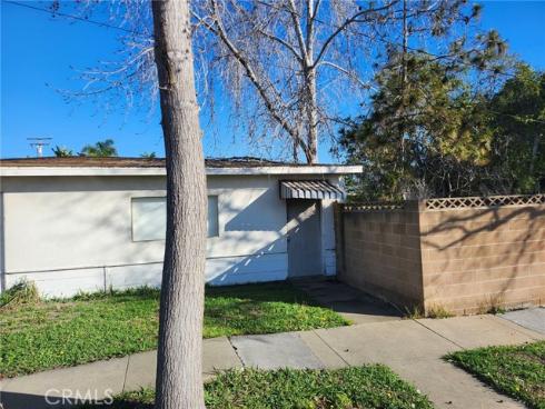 1203  Park  , Huntington Beach, CA