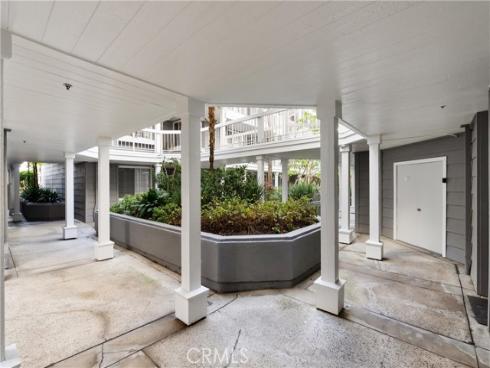 20371 Bluffside B105 Circle, Huntington Beach, CA