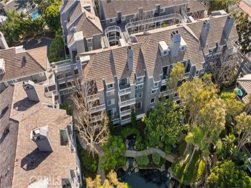 20371 Bluffside B105 Circle, Huntington Beach, CA