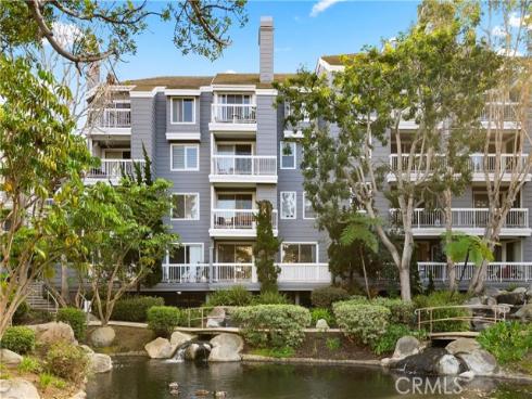 20371 Bluffside B105 Circle, Huntington Beach, CA