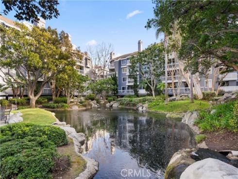 20371 Bluffside B105 Circle, Huntington Beach, CA