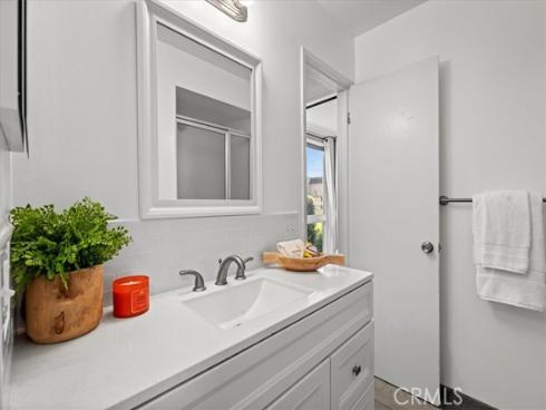 21282  Wavecrest   Circle, Huntington Beach, CA