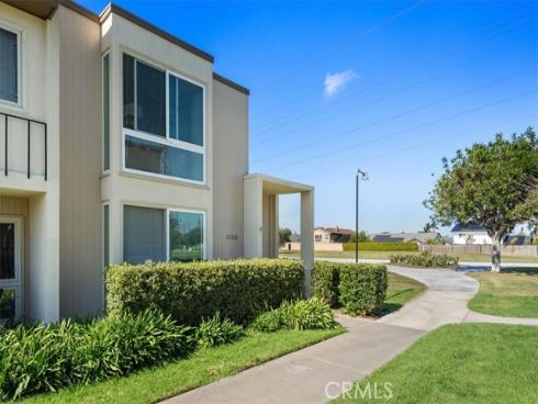 21282  Wavecrest   Circle, Huntington Beach, CA