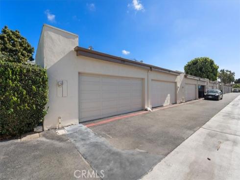 21282  Wavecrest   Circle, Huntington Beach, CA