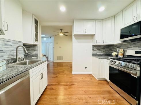 626 Lake Street, Huntington Beach, CA