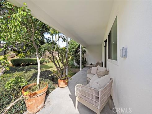 21361  Lemontree   Lane, Huntington Beach, CA