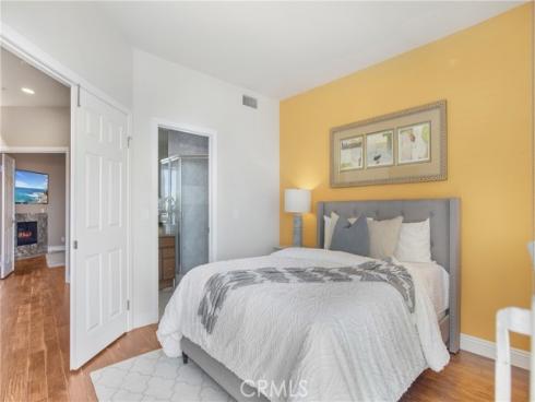 1314  Pacific Coast Highway  A , Huntington Beach, CA