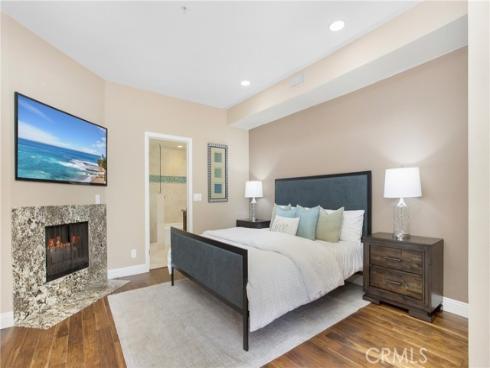 1314  Pacific Coast Highway  A , Huntington Beach, CA