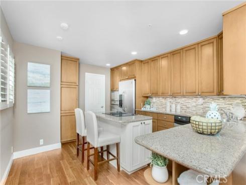 1314  Pacific Coast Highway  A , Huntington Beach, CA