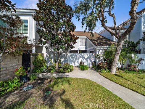 16090  Tortola   Circle, Huntington Beach, CA