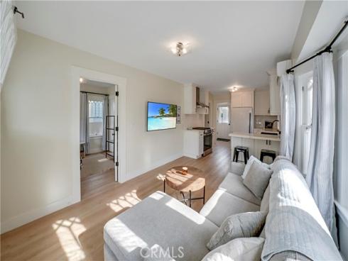 522 11th , Huntington Beach, CA