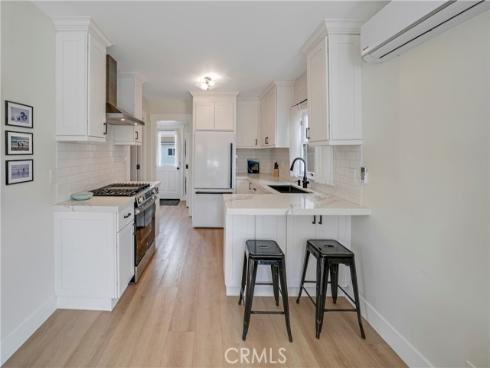 522 11th , Huntington Beach, CA