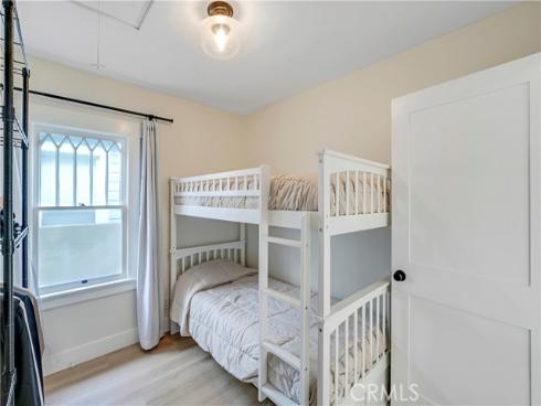 522 11th , Huntington Beach, CA