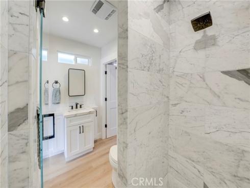 522 11th , Huntington Beach, CA