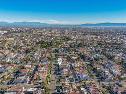 522 11th , Huntington Beach, CA