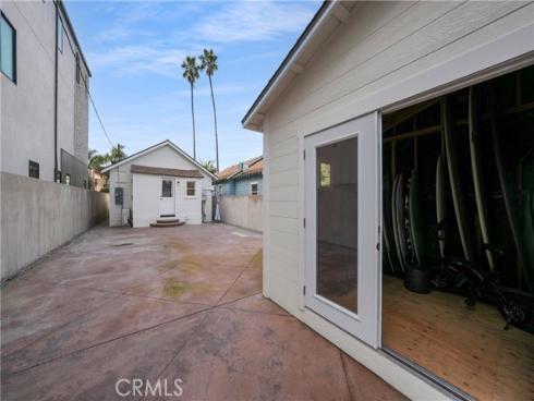 522 11th , Huntington Beach, CA
