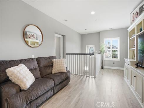 17491  Oakbluffs Lane  , Huntington Beach, CA