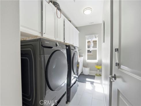 17491  Oakbluffs Lane  , Huntington Beach, CA