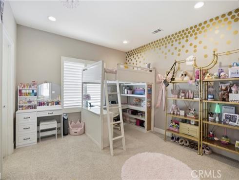 17491  Oakbluffs Lane  , Huntington Beach, CA