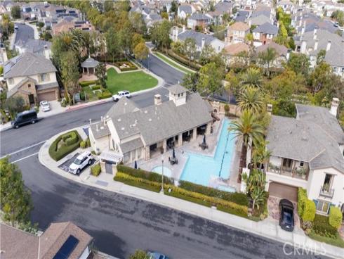17491  Oakbluffs Lane  , Huntington Beach, CA