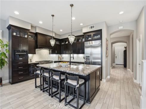 17491  Oakbluffs Lane  , Huntington Beach, CA