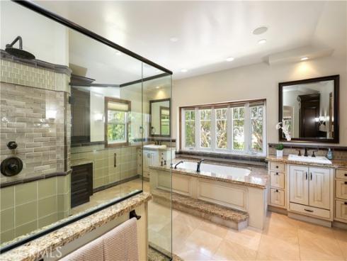 21822  Seacrest Ln  , Huntington Beach, CA