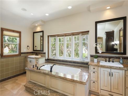 21822  Seacrest Ln  , Huntington Beach, CA