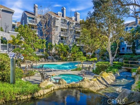 20341  Bluffside  C-203  Circle, Huntington Beach, CA