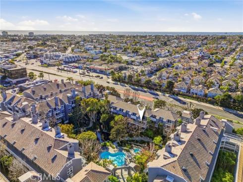 20341  Bluffside  C-203  Circle, Huntington Beach, CA