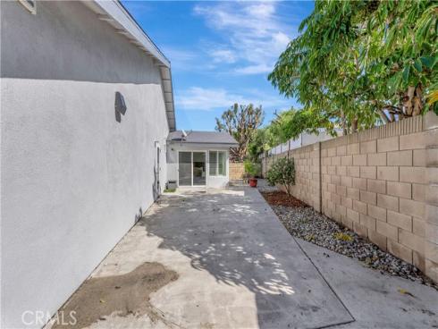 20162  Crater   Circle, Huntington Beach, CA