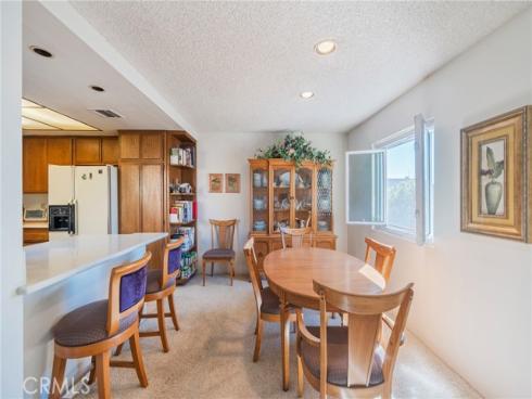 7911  Woodlake  77  Drive, Huntington Beach, CA