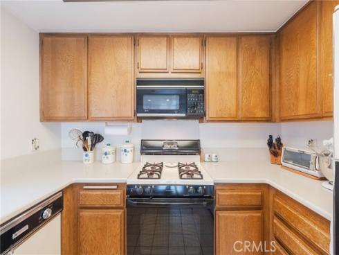 7911  Woodlake  77  Drive, Huntington Beach, CA