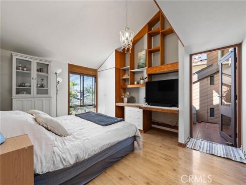 3902 Legend Circle, Huntington Beach, CA