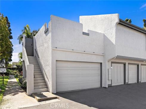 18721  Applewood Cir  , Huntington Beach, CA