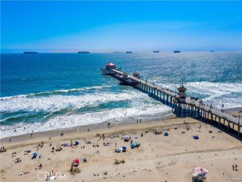 18721  Applewood Cir  , Huntington Beach, CA