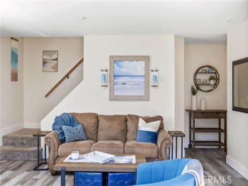 17601  Newland  H , Huntington Beach, CA