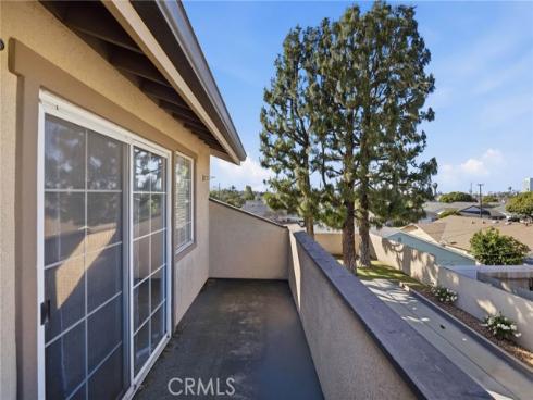 17601  Newland  H , Huntington Beach, CA