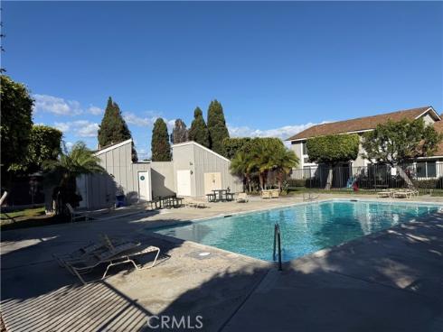 6672  Sun  C  Drive, Huntington Beach, CA